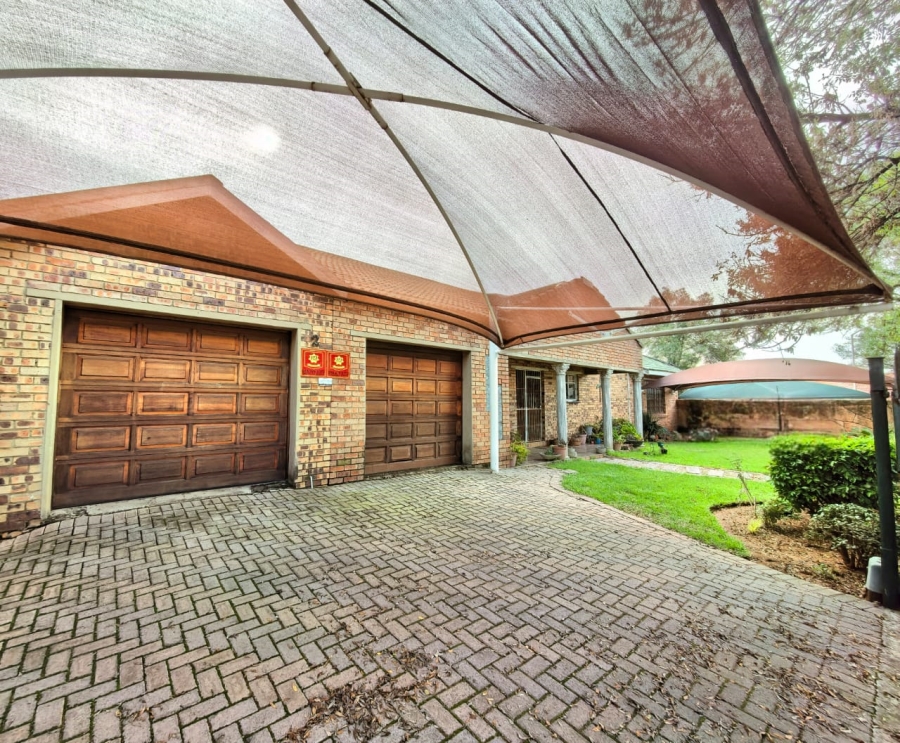 4 Bedroom Property for Sale in Vaalpark Free State